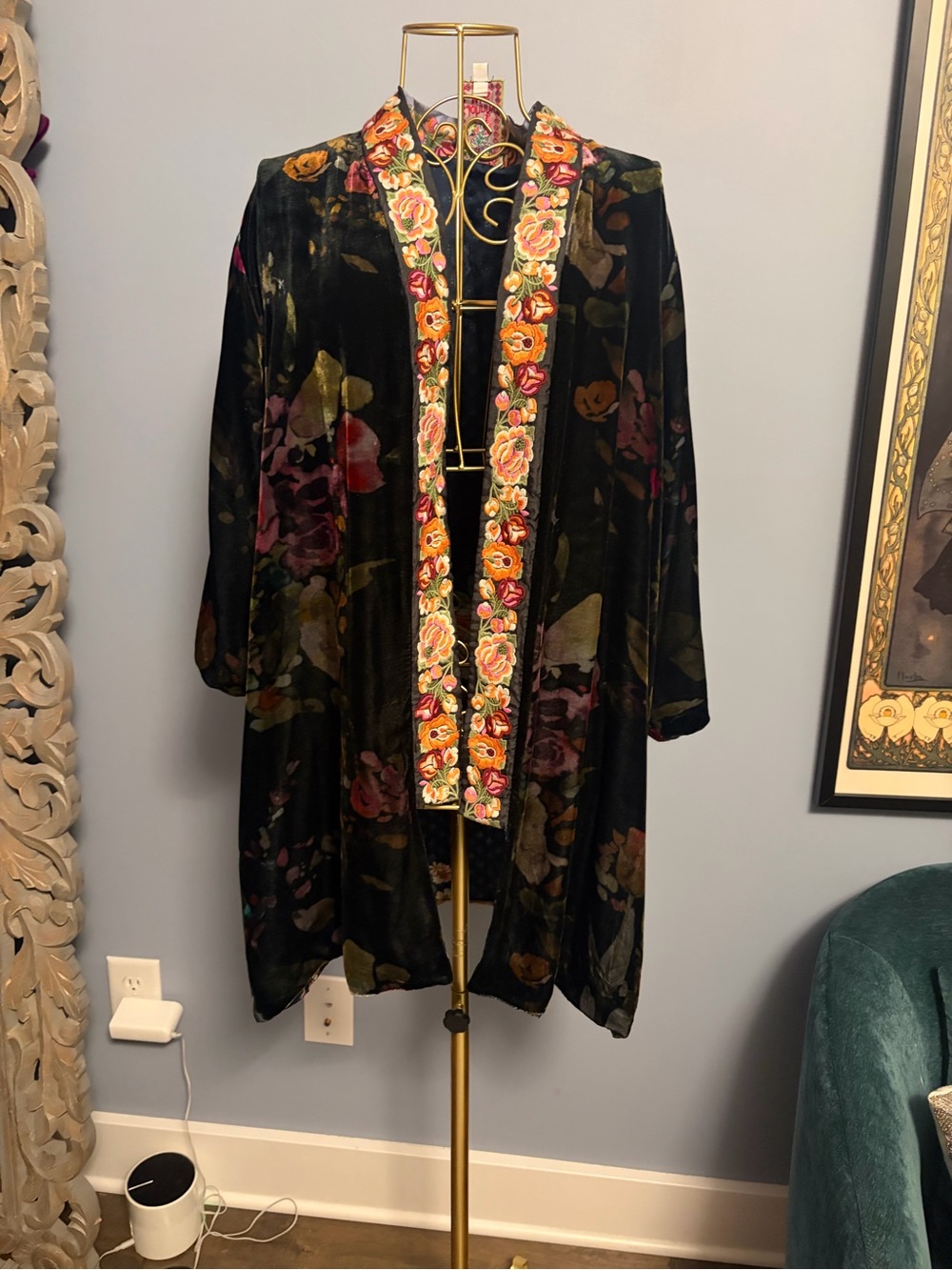 Johnny Was Embroidered Floral Velvet Kimono Black with Multicolor Trim